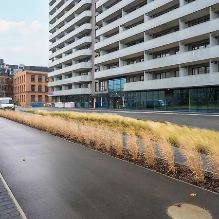 Old Town River With Balcony & Parking By Renters Appartement *