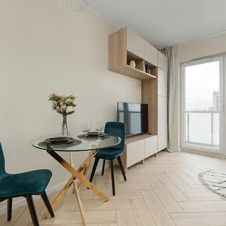 Old Town River With Balcony & Parking By Renters Appartement