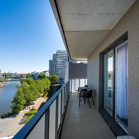 Old Town River With Balcony & Parking By Renters Wroclaw