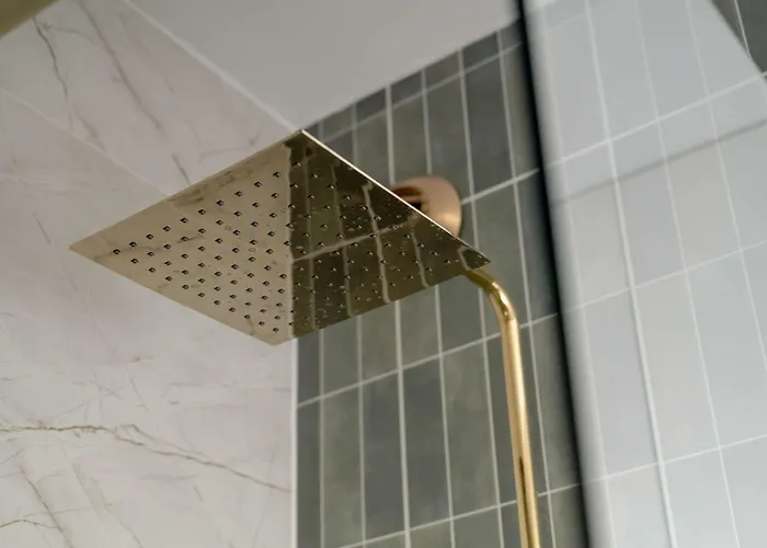 Old Town River With Balcony & Parking By Renters 브로츠와프