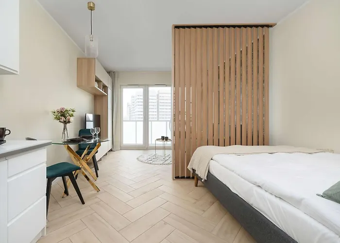 Old Town River With Balcony & Parking By Renters 아파트 *